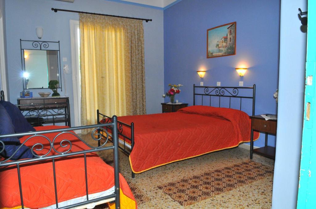 Oasis Hotel Theodoros & Litsa Galaris Agia Marina  الغرفة الصورة