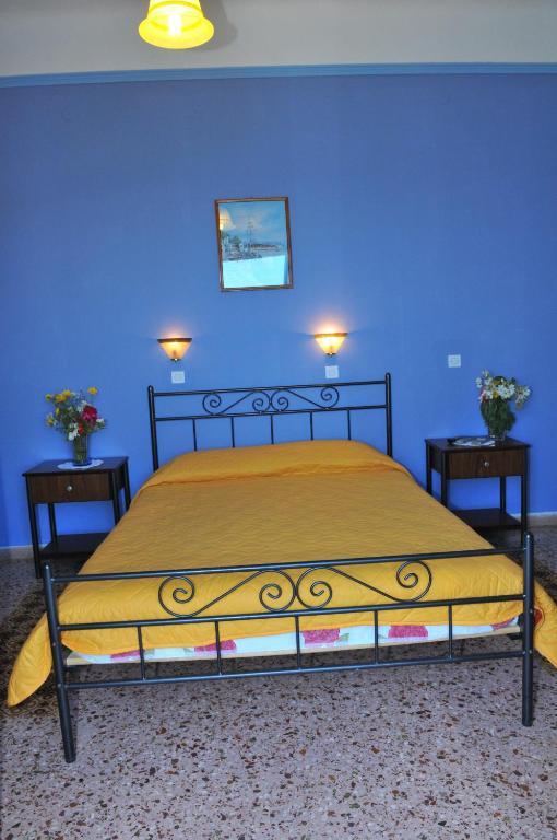 Oasis Hotel Theodoros & Litsa Galaris Agia Marina  المظهر الخارجي الصورة