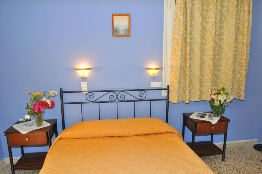 Oasis Hotel Theodoros & Litsa Galaris Agia Marina  المظهر الخارجي الصورة
