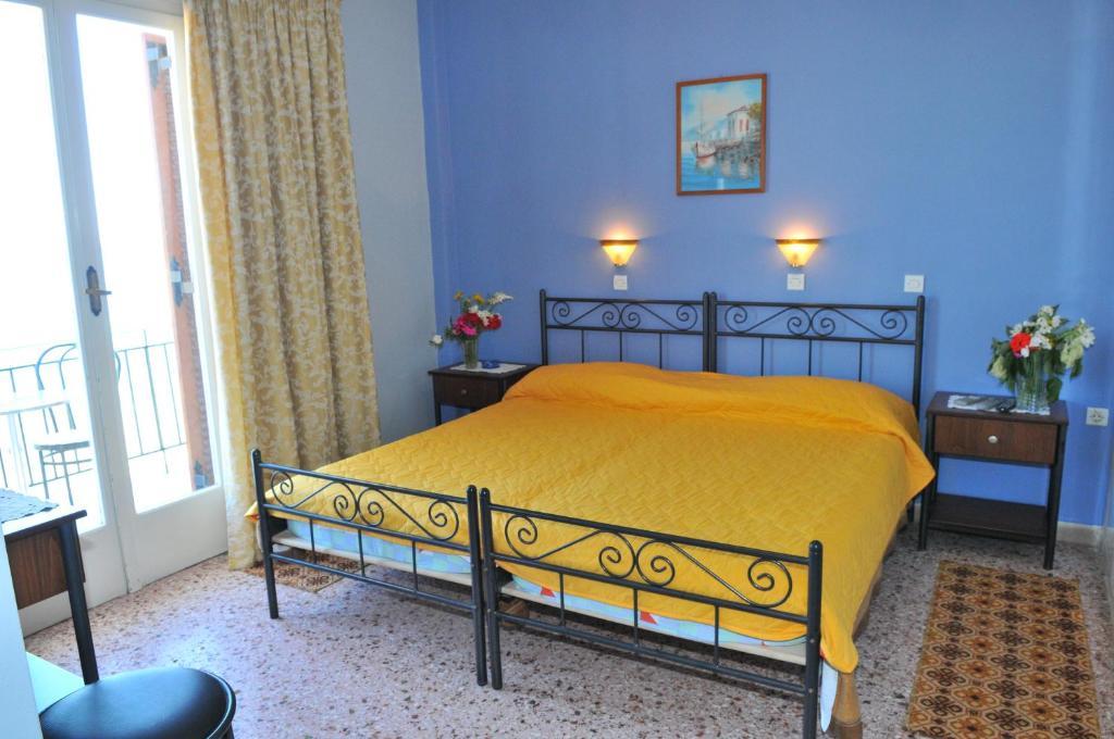 Oasis Hotel Theodoros & Litsa Galaris Agia Marina  المظهر الخارجي الصورة